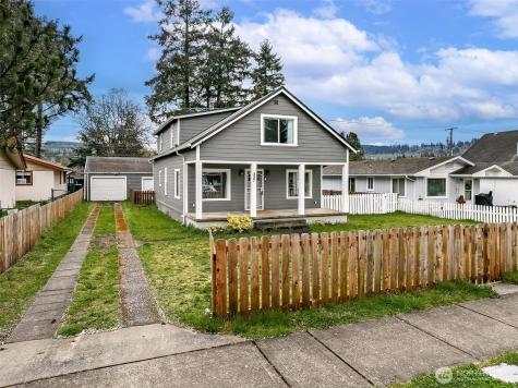 227 Mashell Avenue N Eatonville WA 98328