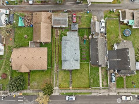 227 Mashell Avenue N Eatonville WA 98328