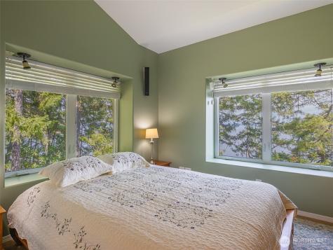 291 Pleasant Harbor Road Brinnon WA 98320