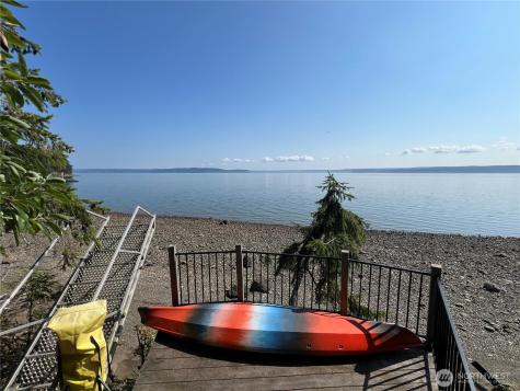 291 Pleasant Harbor Road Brinnon WA 98320