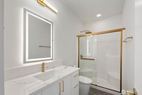 16219 Simonds Road NE Kenmore WA 98028