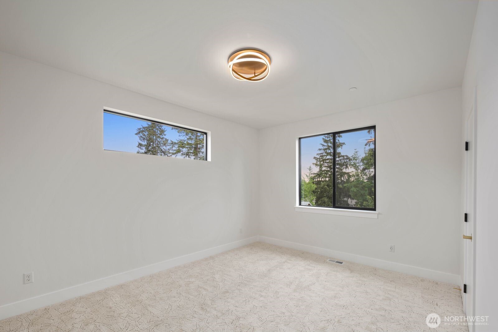 16219 Simonds Road NE Kenmore WA 98028