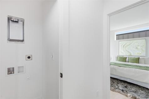 6223 9th Avenue NE Seattle WA 98115