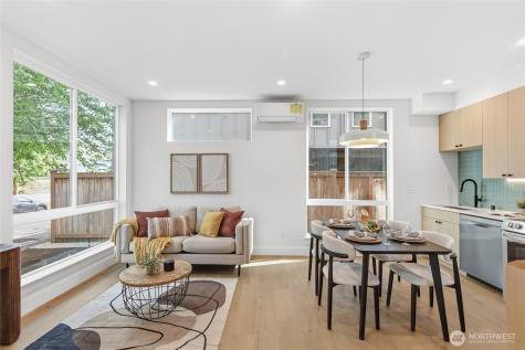 6223 9th Avenue NE Seattle WA 98115