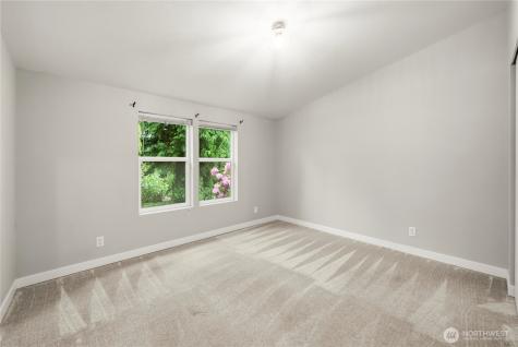 11814 4th Street E Edgewood WA 98372