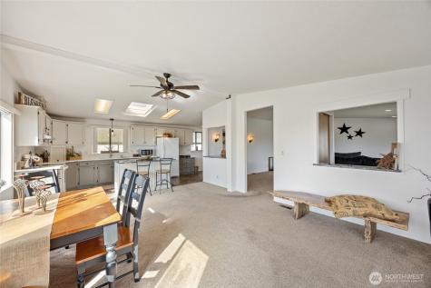 2240 W Broadway Avenue Moses Lake WA 98837