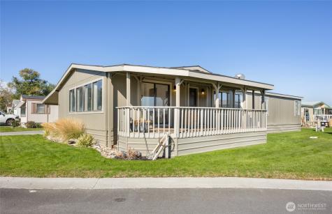 2240 W Broadway Avenue Moses Lake WA 98837
