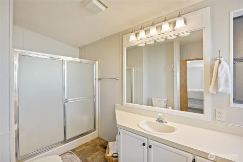 2240 W Broadway Avenue Moses Lake WA 98837
