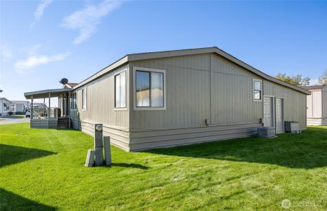 2240 W Broadway Avenue Moses Lake WA 98837