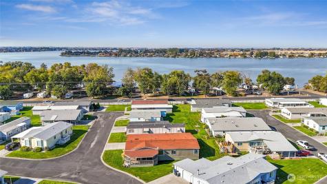 2240 W Broadway Avenue Moses Lake WA 98837