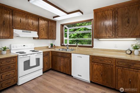 17813 147th Place NE Woodinville WA 98072