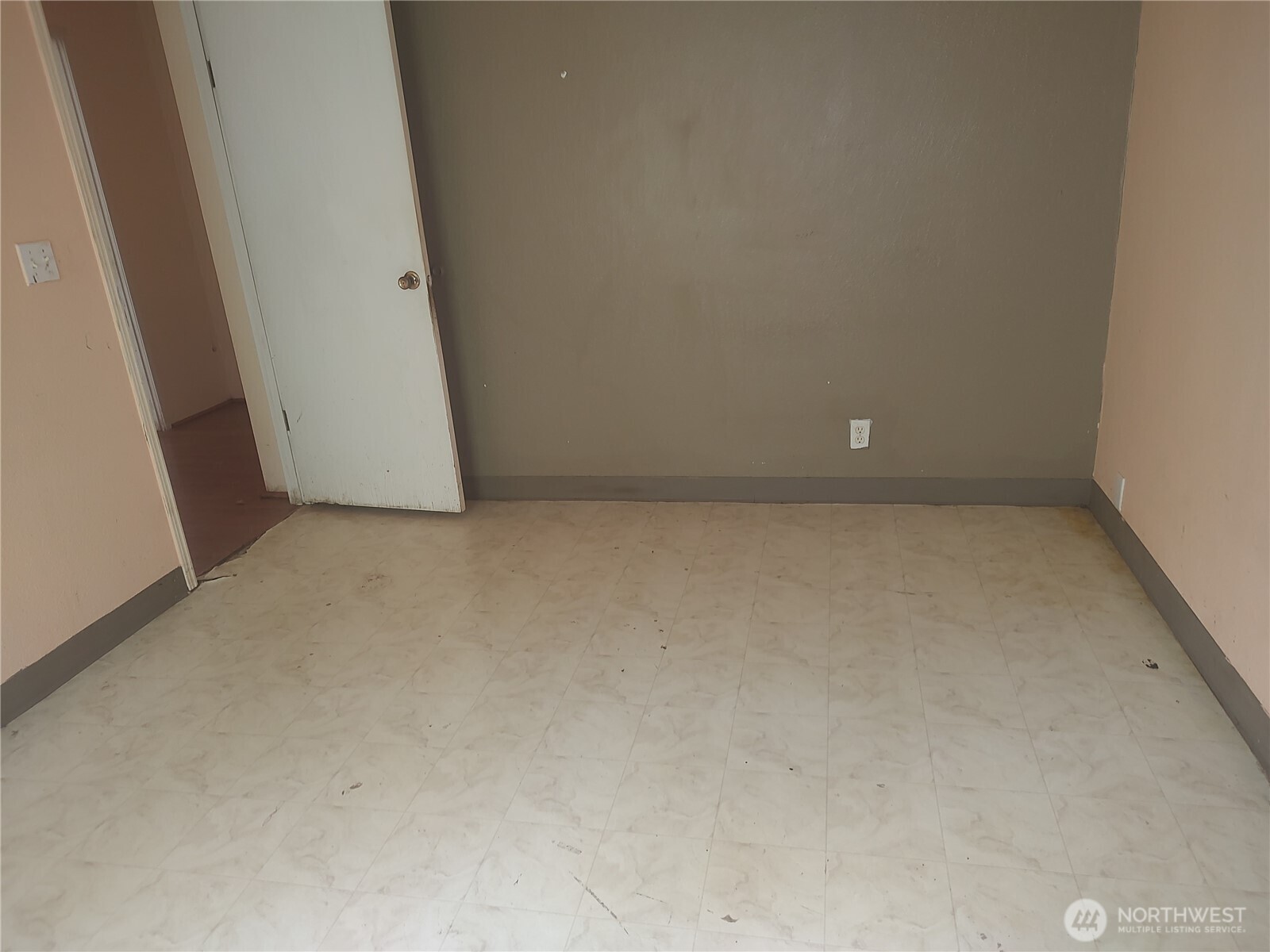 416 Main Street Vader WA 98593
