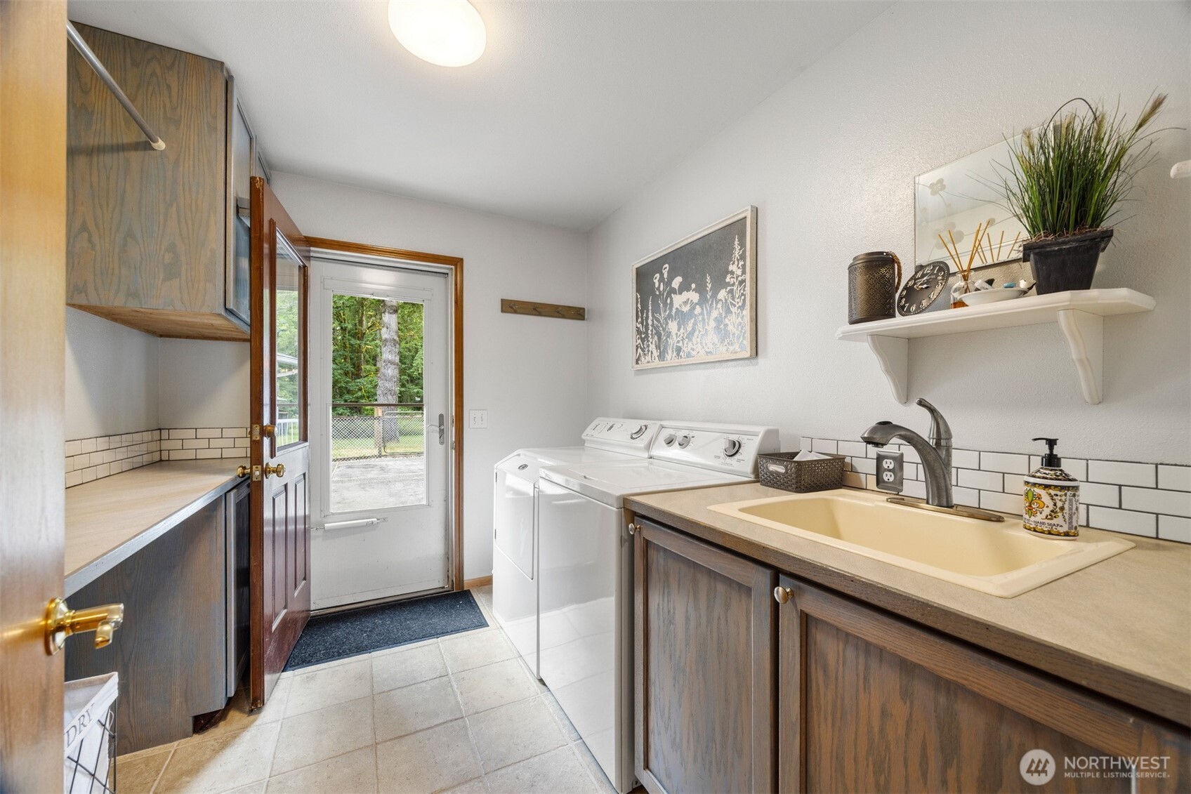8143 Custer School Road Custer WA 98240