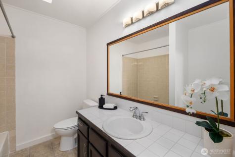 6620 28th Avenue NW Seattle WA 98117