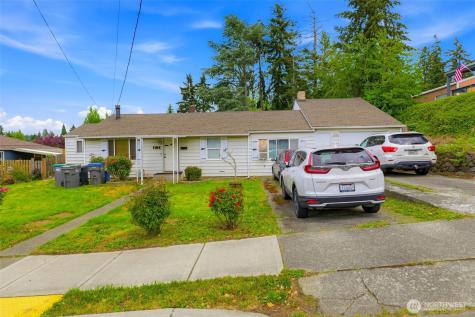 1104 Dibb Street Bremerton WA 98310