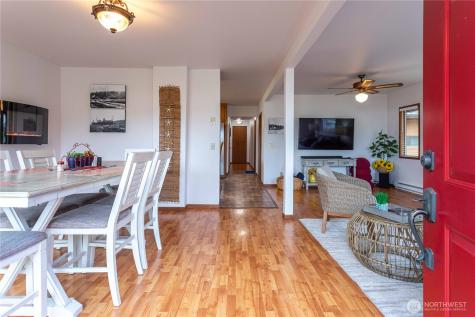 285 Cornet Bay Road Oak Harbor WA 98277