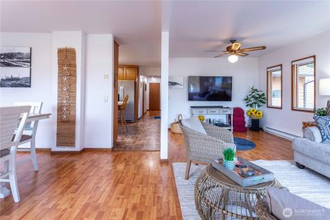 285 Cornet Bay Road Oak Harbor WA 98277