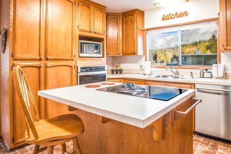 285 Cornet Bay Road Oak Harbor WA 98277