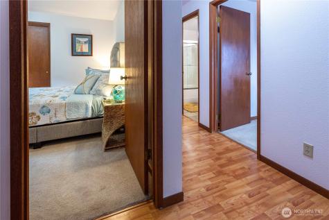 285 Cornet Bay Road Oak Harbor WA 98277