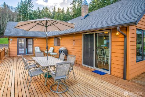 285 Cornet Bay Road Oak Harbor WA 98277