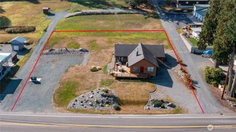 285 Cornet Bay Road Oak Harbor WA 98277