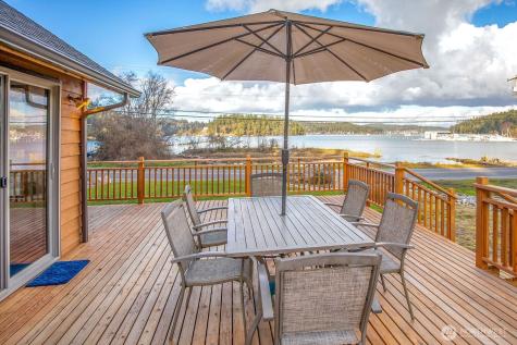 285 Cornet Bay Road Oak Harbor WA 98277