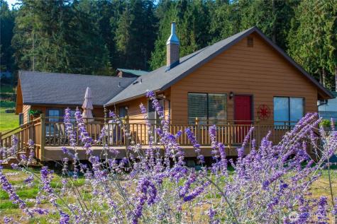 285 Cornet Bay Road Oak Harbor WA 98277