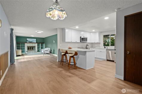 1075 SW 2nd Avenue Oak Harbor WA 98277