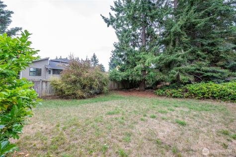 1075 SW 2nd Avenue Oak Harbor WA 98277