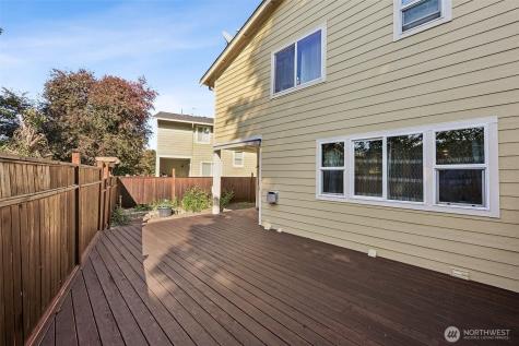 1105 9th Avenue Milton WA 98354