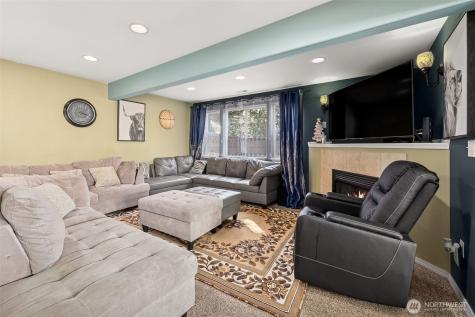 1105 9th Avenue Milton WA 98354