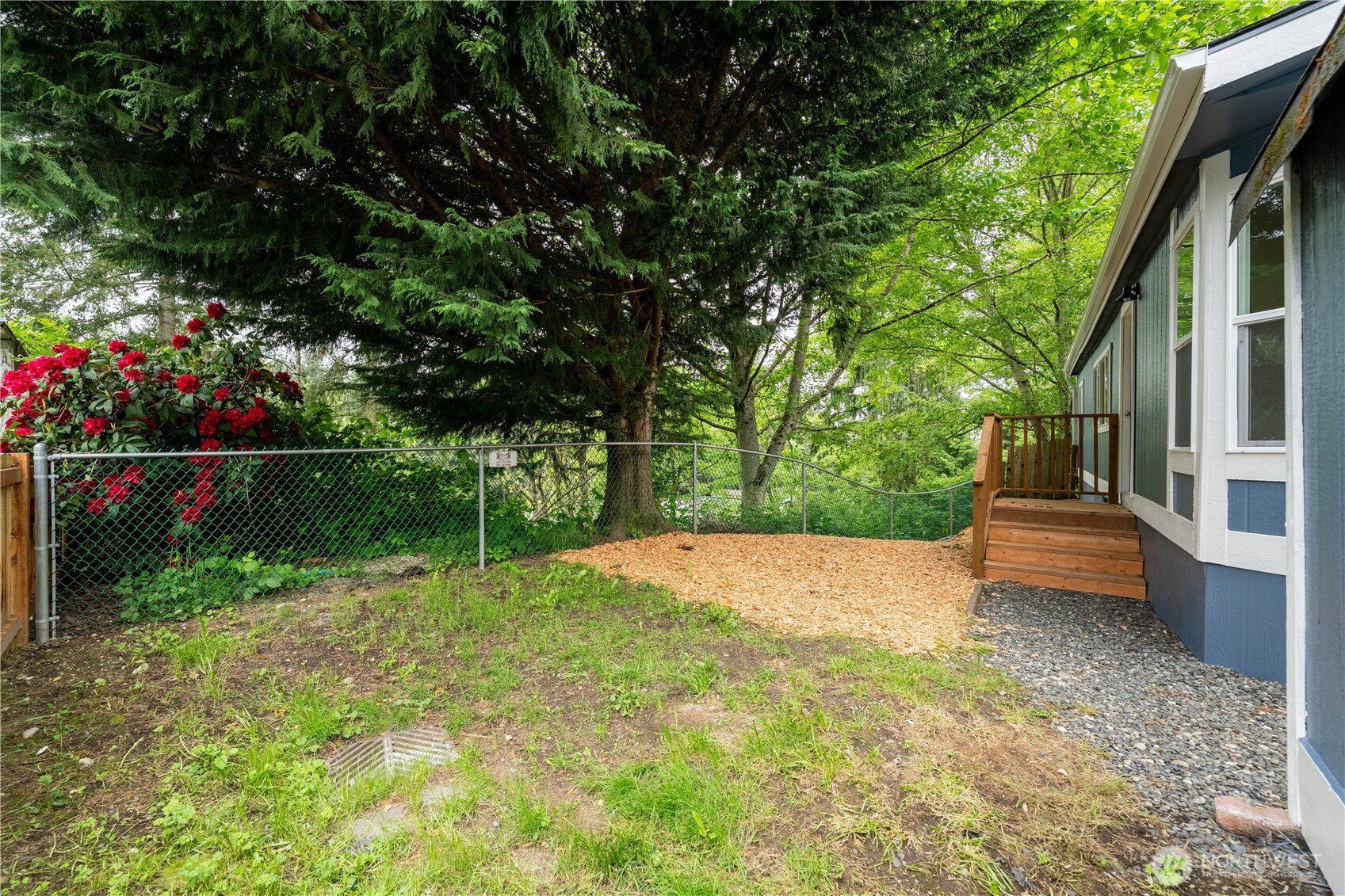 7701 Hardeson Road Everett WA 98203