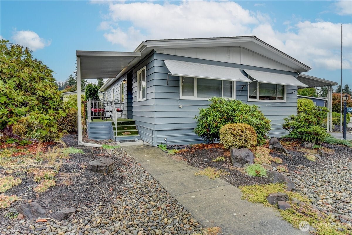 1121 244th Street SW Bothell WA 98021