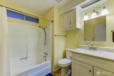 1121 244th Street SW Bothell WA 98021