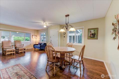 1121 244th Street SW Bothell WA 98021