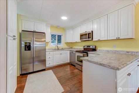 1121 244th Street SW Bothell WA 98021