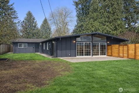 35631 13th Avenue SW Federal Way WA 98023