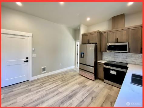 891 Minard Avenue NW Ocean Shores WA 98569