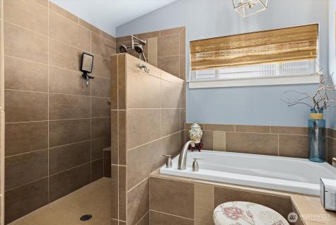 3414 33rd Avenue SW Seattle WA 98126