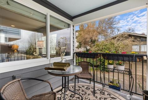 3414 33rd Avenue SW Seattle WA 98126