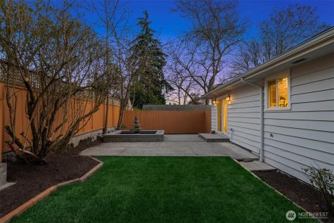 6028 31st Avenue NE Seattle WA 98115