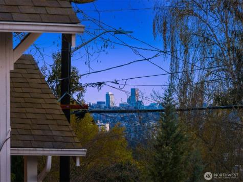 6028 31st Avenue NE Seattle WA 98115