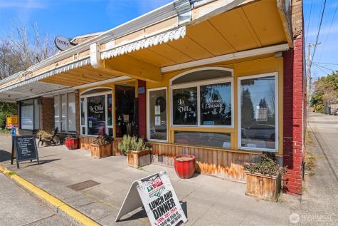 6028 31st Avenue NE Seattle WA 98115