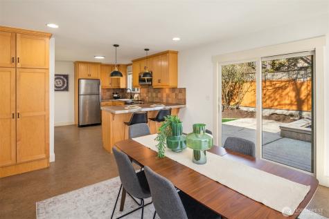 6028 31st Avenue NE Seattle WA 98115