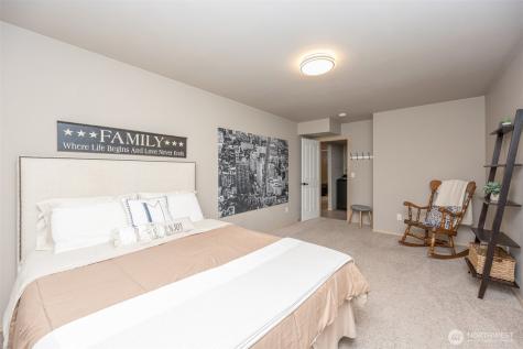 8705 172nd Street E Puyallup WA 98375