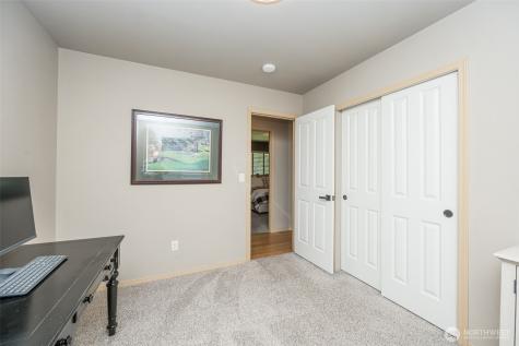 8705 172nd Street E Puyallup WA 98375