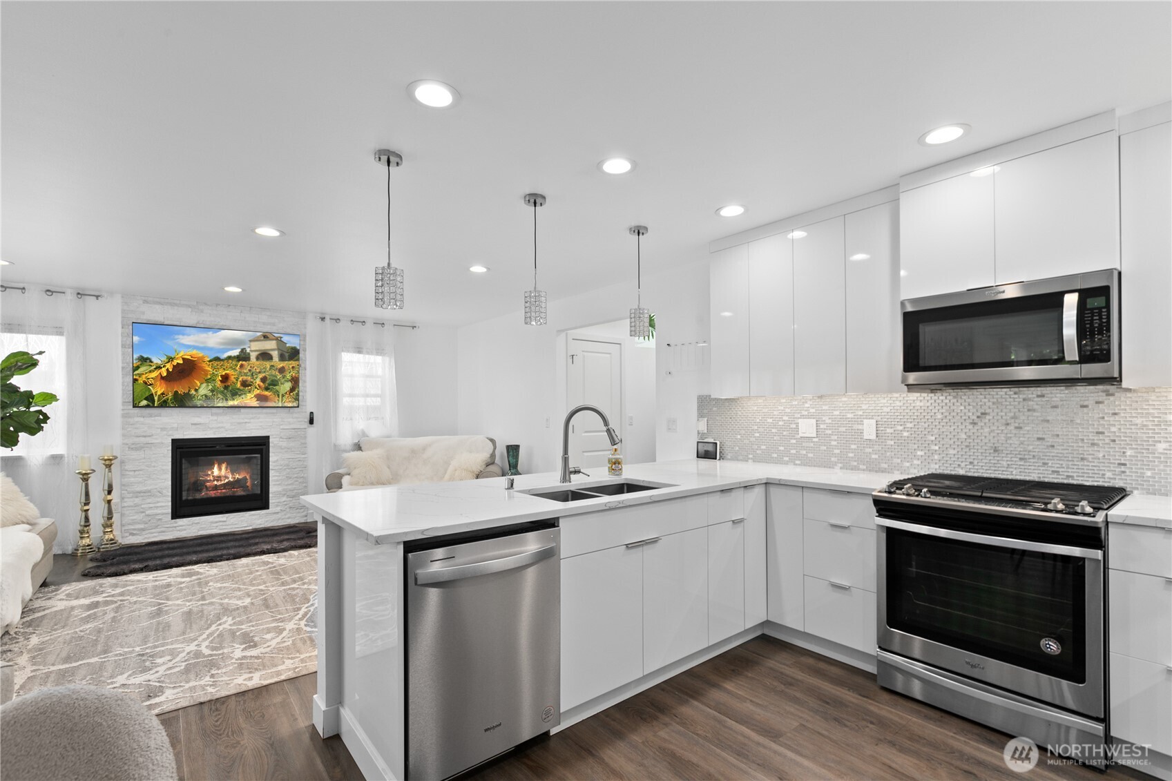 8254 Breeze Loop Blaine WA 98230