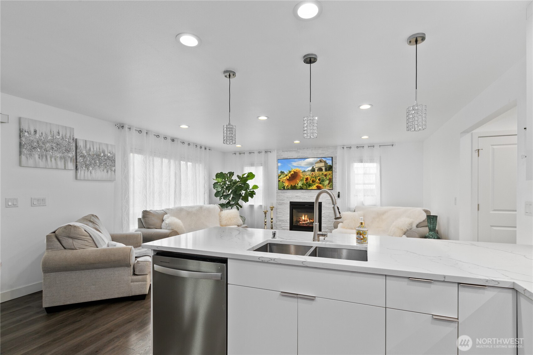 8254 Breeze Loop Blaine WA 98230