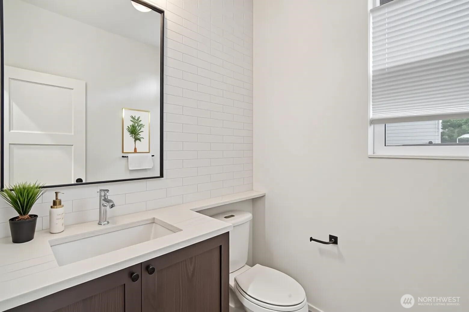 12332 38th Avenue NE Seattle WA 98125