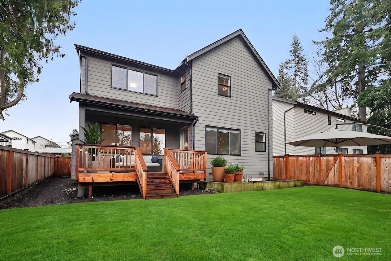 12332 38th Avenue NE Seattle WA 98125